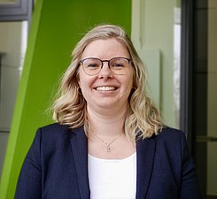 Frau Dr. Alina Sersch